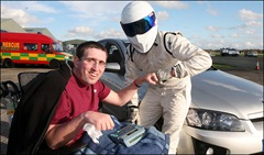 Стиг и Бен Паркинсон на треке Top Gear