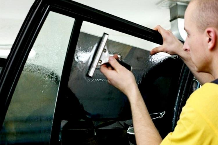 Самостоятельное тонирование авто стекол, тонировка стекла автомобиля своими руками